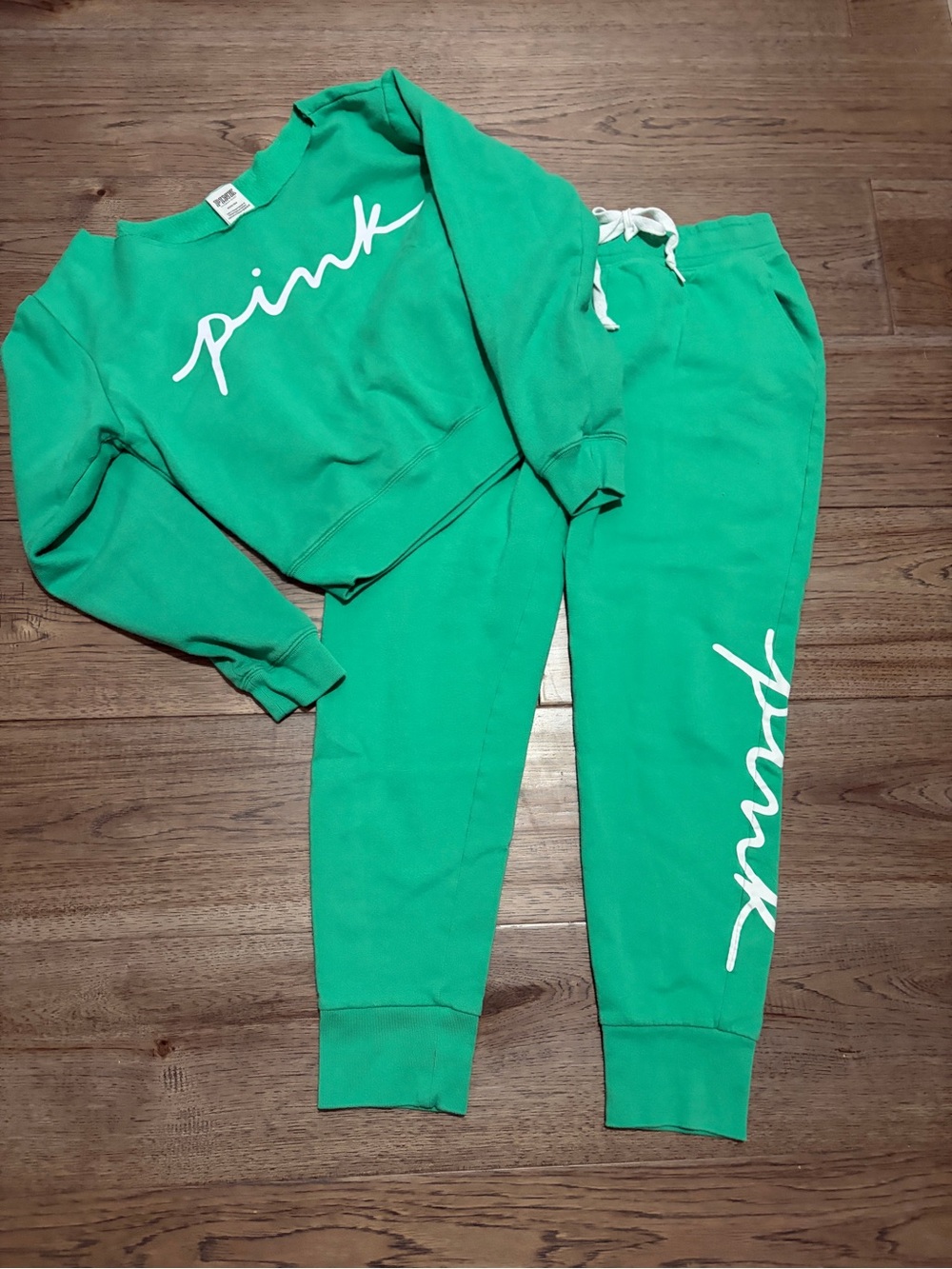 PINK Victoria's Secret Green Jogger Pants with White Script